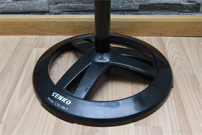 Quạt lửng Senko LTS106A Màu Đen - Cam
