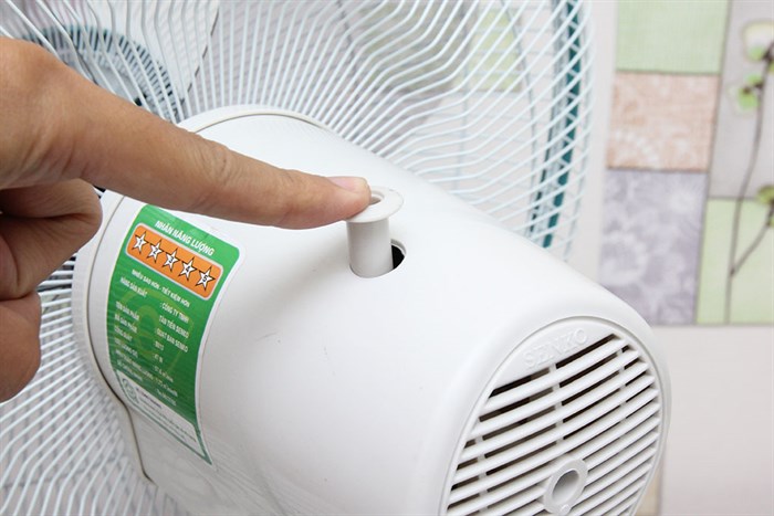 Quạt bàn Senko B813 Màu Xanh ngọc