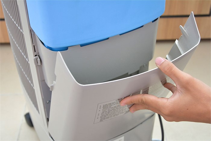 Quạt hơi nước Sanyo REF-B100MK3A Màu Xám