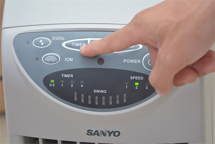 Quạt hơi nước Sanyo REF-B100MK3A Màu Xám