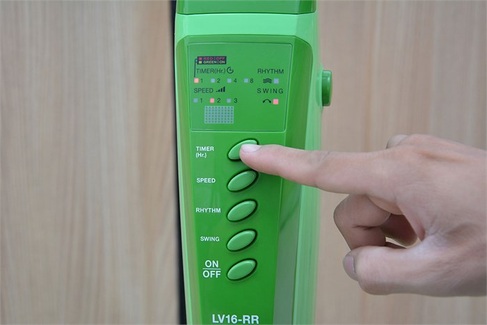 Quạt đứng Mitsubishi LV 16-RR-CY Màu Xanh lá