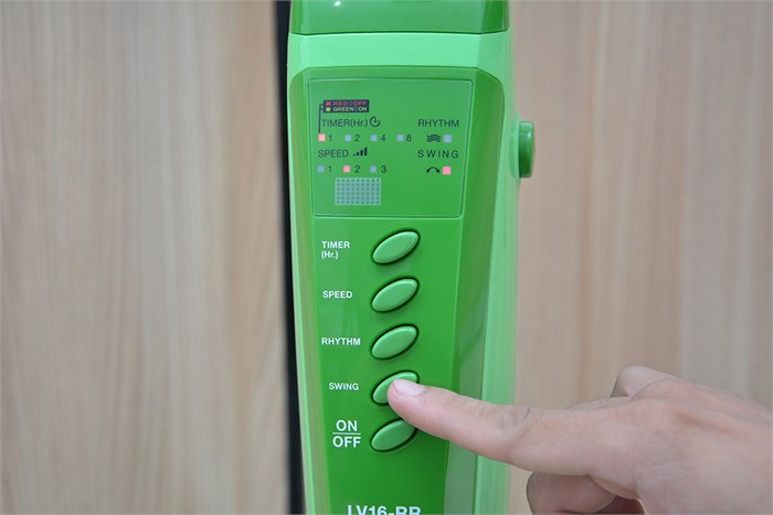 Quạt đứng Mitsubishi LV 16-RR-CY Màu Xanh lá