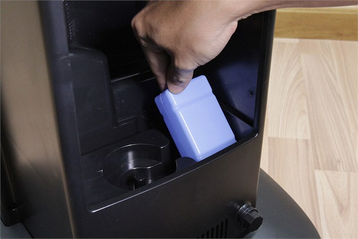 Quạt phun sương Comet CM8816 Màu Đỏ