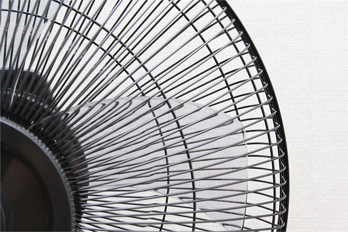 Quạt phun sương Comet CM8816 Màu Đỏ