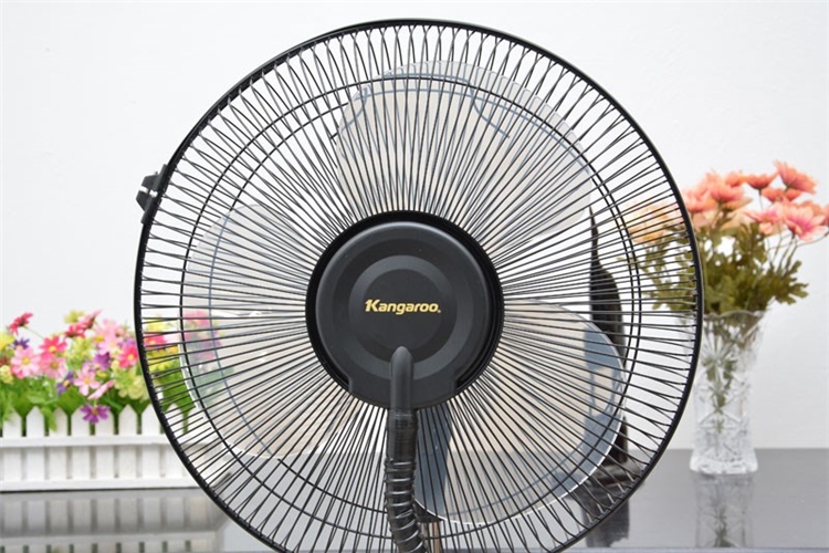 Quạt phun sương Kangaroo KG50S Màu Vàng đồng