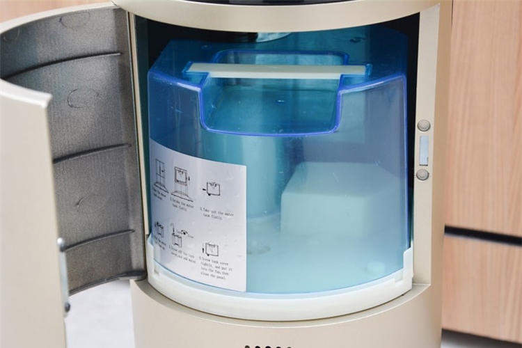 Quạt phun sương Kangaroo KG50S Màu Vàng đồng