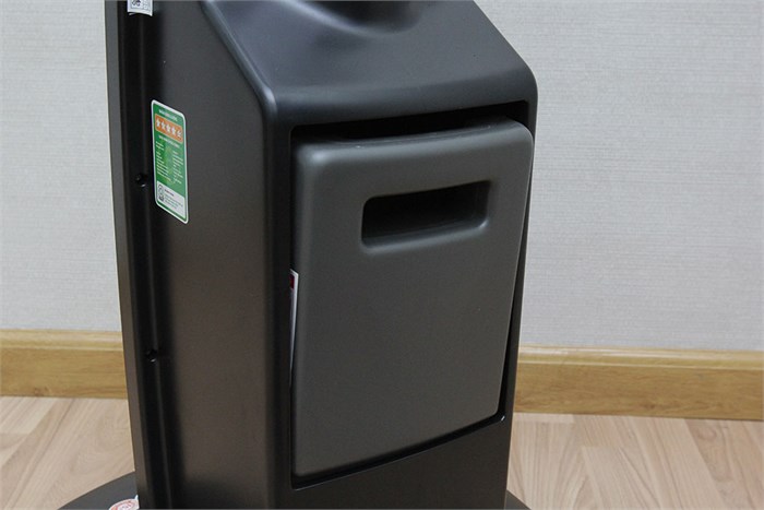 Quạt phun sương Comet CM8806 Màu Nâu