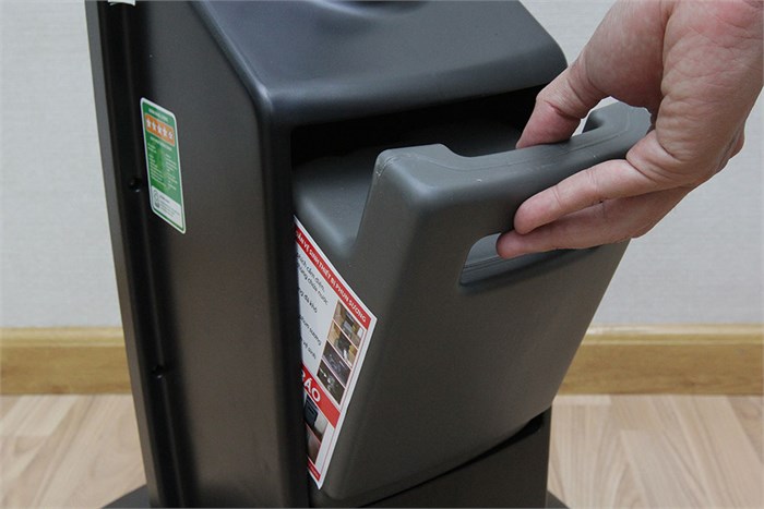 Quạt phun sương Comet CM8806 Màu Nâu