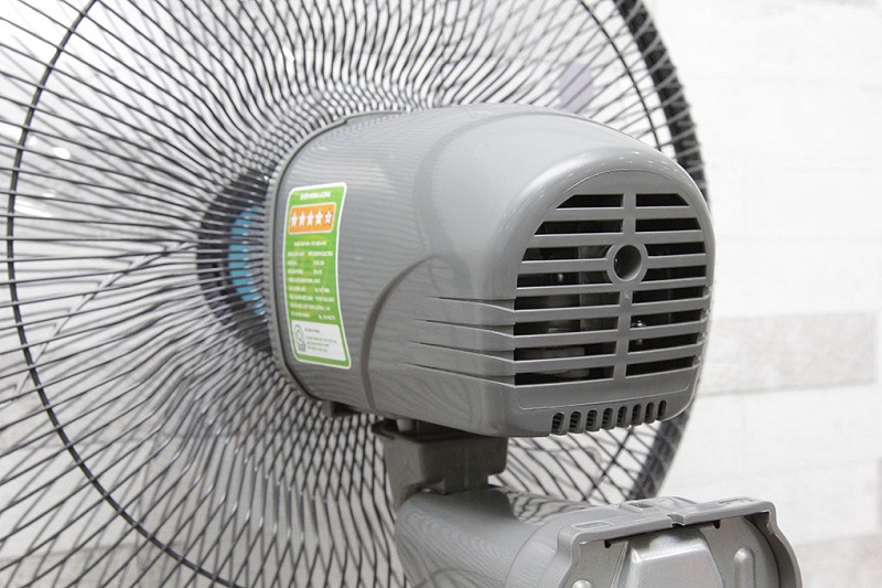 Quạt treo Mitsubishi W16-RT Quạt treo Mitsubishi W16-RT