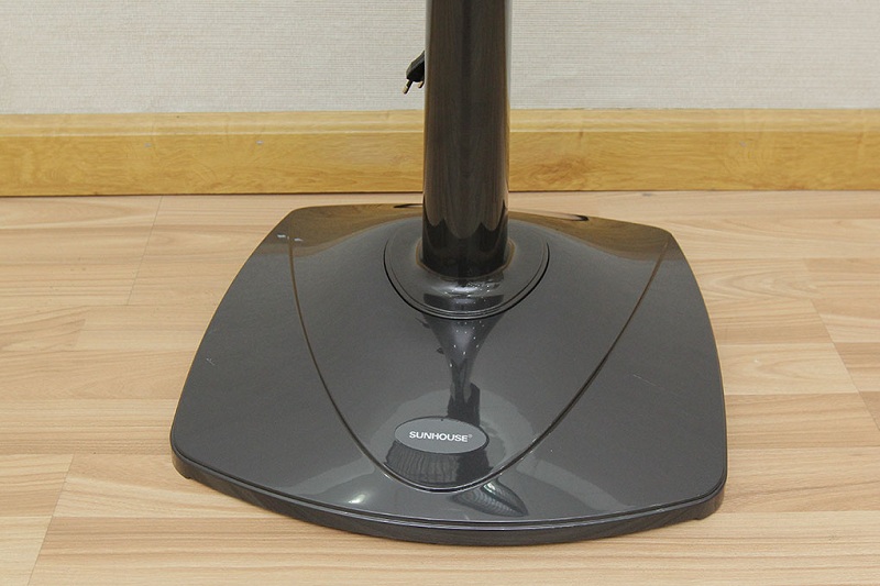 Quạt đứng Sunhouse SHD 7631 Đen