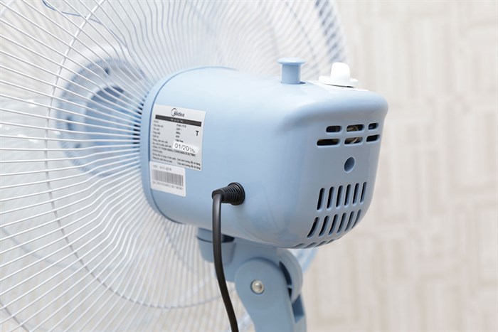Quạt lửng Midea FS40-15VD Màu Xanh Dương