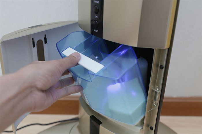 Quạt phun sương Kangaroo KG208 Màu Vàng đồng