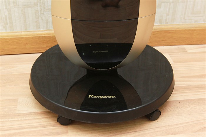 Quạt phun sương Kangaroo KG558 Màu Đen