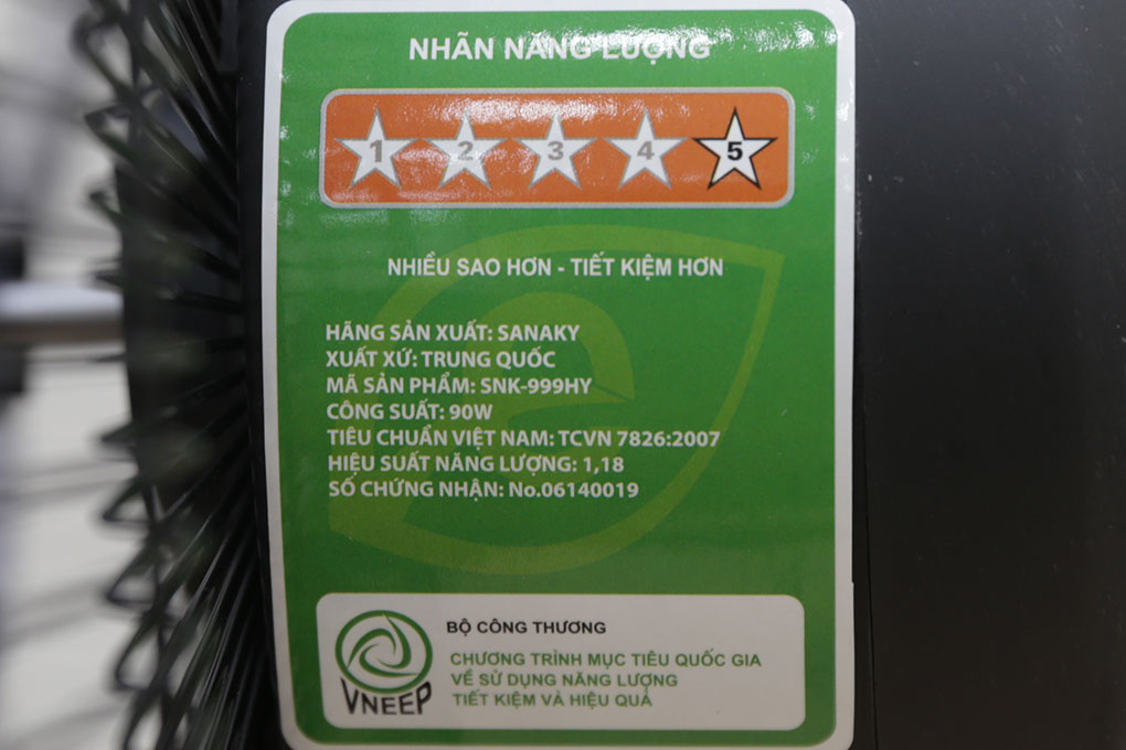 Quạt phun sương Sanaky SNK999HY Màu Đen - Đỏ