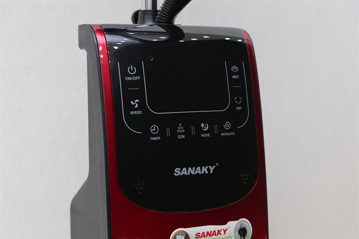 Quạt phun sương Sanaky SNK999HY Màu Đen - Đỏ