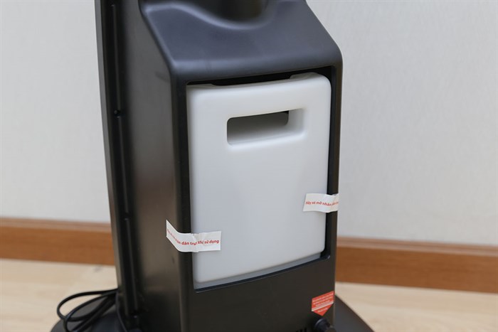 Quạt phun sương Sanaky SNK999HY Màu Đen - Đỏ