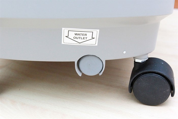 Quạt hơi nước Aqua AREF-B100MK3A Màu Trắng