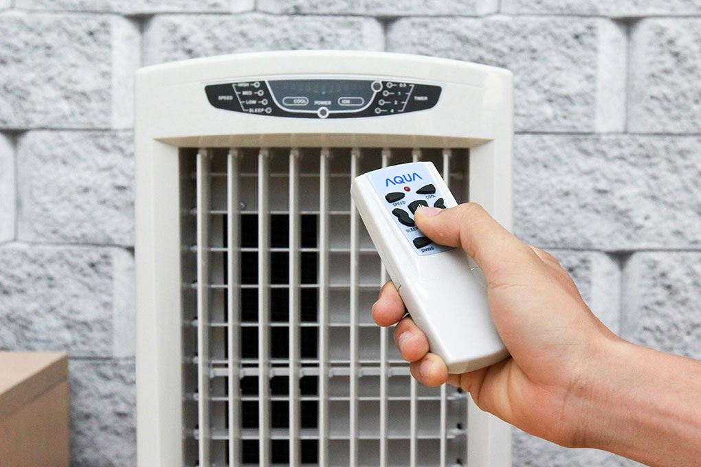 Quạt hơi nước Aqua AREF-B110MK3A Màu Xám