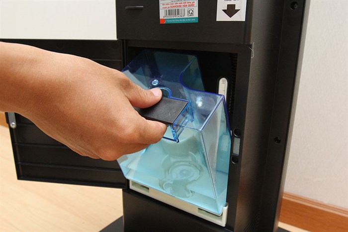 Quạt phun sương Sunhouse SHD7821 Màu Đen