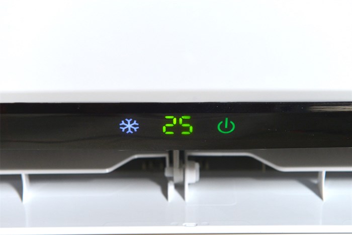 Máy lạnh Gree 1HP GWC09QB-K3NNA1H Màu Trắng