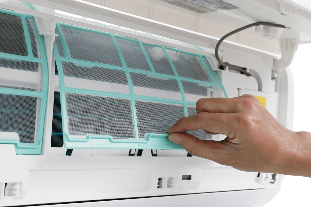 Máy lạnh Electrolux Inverter 1 HP ESV09CRO-D1 Màu Xanh đen