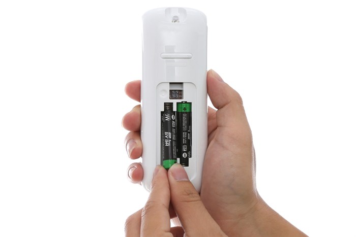 Máy lạnh Samsung Inverter 1 HP AR10NVFXAWKNSV Màu Trắng