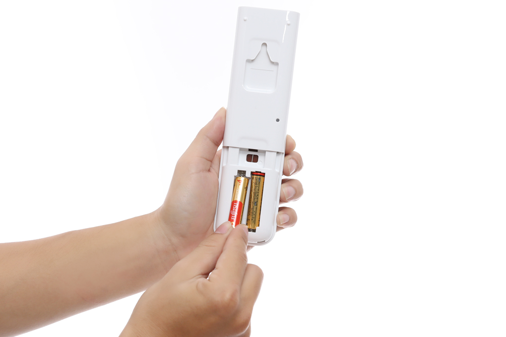 Máy lạnh Daikin Inverter 1.0 HP ATKC25TAVMV Màu Trắng
