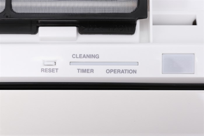 Máy lạnh Toshiba Inverter 1 HP RAS-H10KKCVG-V Màu Trắng