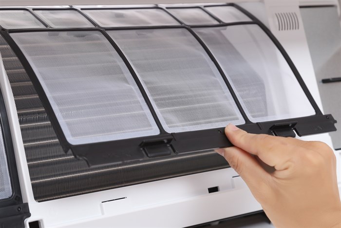 Máy lạnh Toshiba Inverter 1.5 HP RAS-H13FKCVG-V Màu Trắng