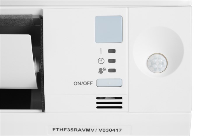 Điều hòa 2 chiều Daikin Inverter 11900 BTU FTHF35RAVMV Màu Trắng