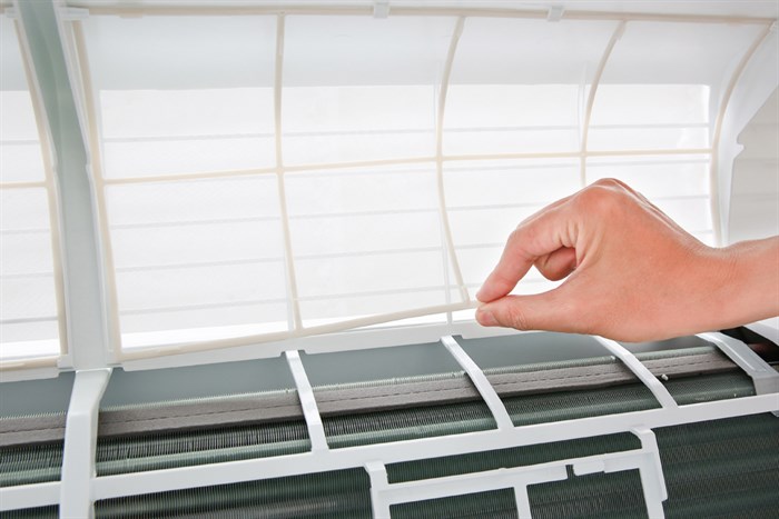 Máy lạnh Samsung Inverter 2 HP AR18RYFTAURNSV Màu Trắng