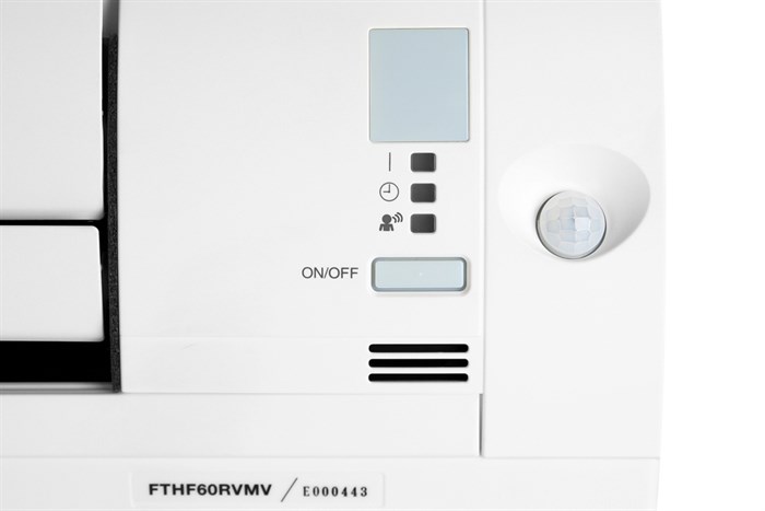Máy lạnh 2 chiều Daikin Inverter 2.5 HP FTHF60RVMV Màu Trắng