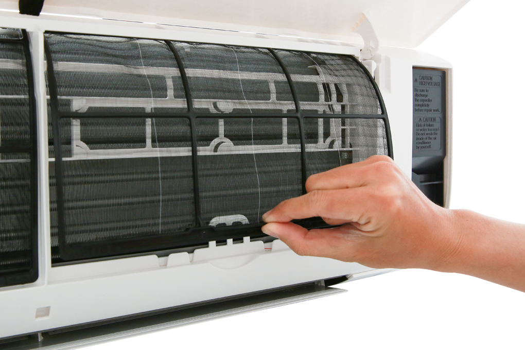 Máy lạnh Daikin Inverter 1 HP ATKQ25TAVMV Màu Trắng