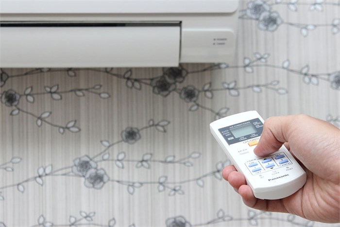 Máy lạnh Panasonic 1.5 HP CU/CS-KC12QKH-8 Màu Trắng