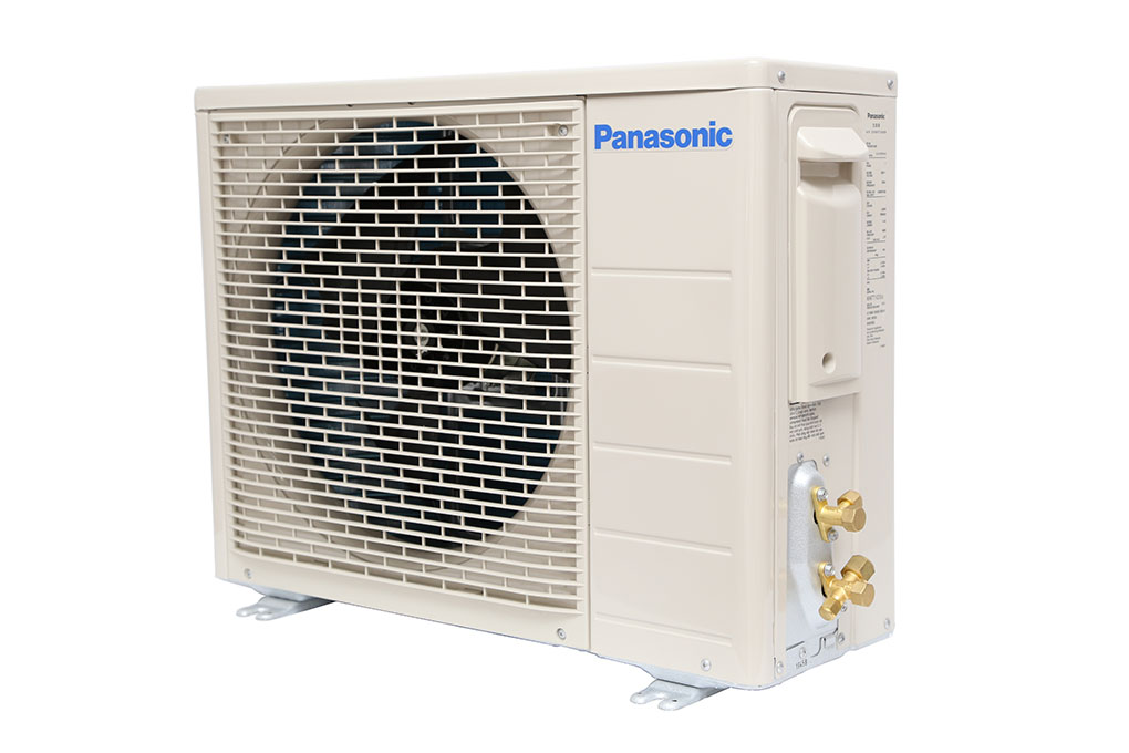 Điều hòa Panasonic 12000 BTU CU/CS-KC12QKH-8 Màu Trắng