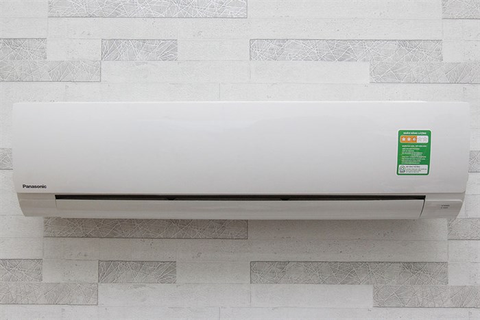 Máy lạnh Panasonic 2 HP CU/CS-KC18QKH-8 Màu Trắng