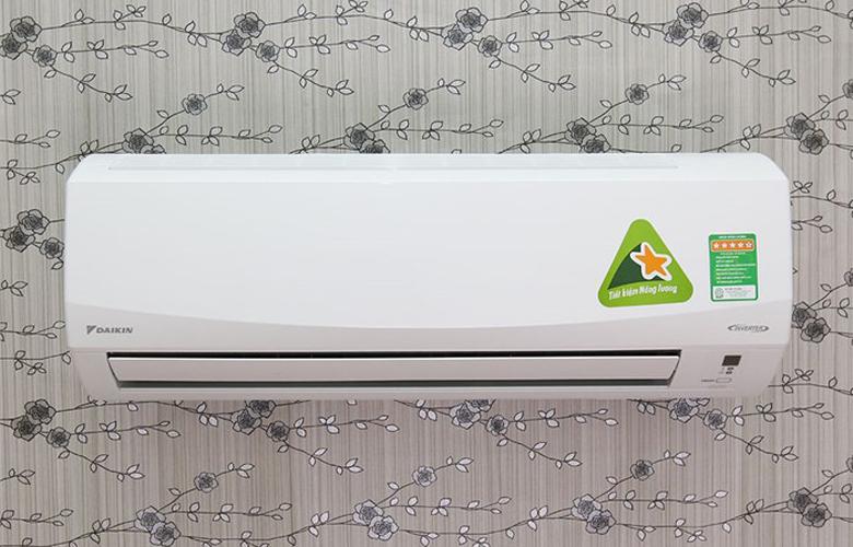 Máy lạnh Daikin FTKC25NVMV