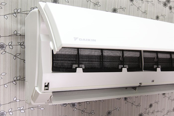 Máy lạnh Daikin 1.5 HP FTNE35MV1V9 Màu Trắng