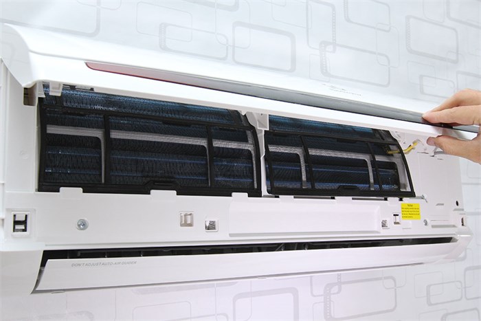 Máy lạnh Electrolux 1.5 HP ESM12CRF-D4 Màu Trắng