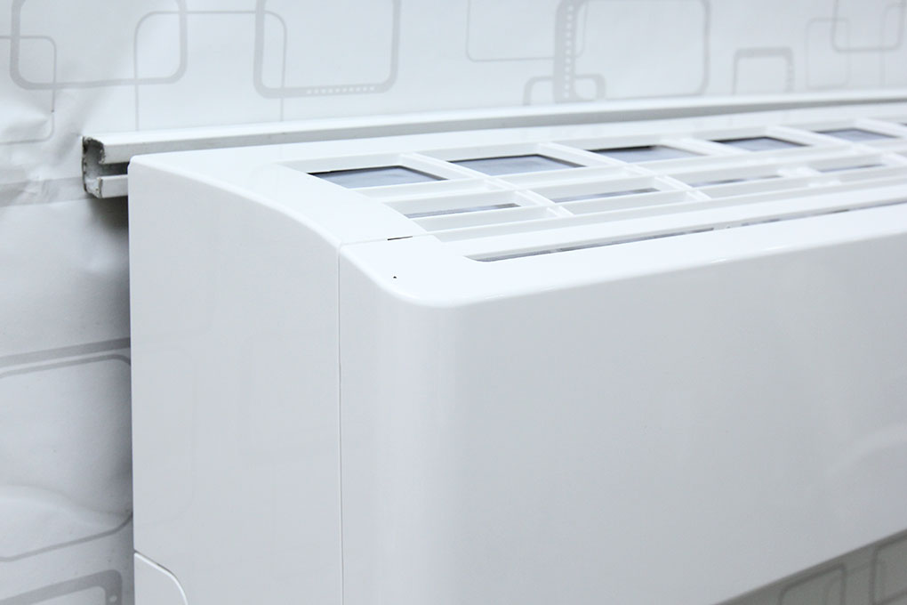 Điều hòa Toshiba 8500 BTU RAS-H10S3KS-V Màu Trắng