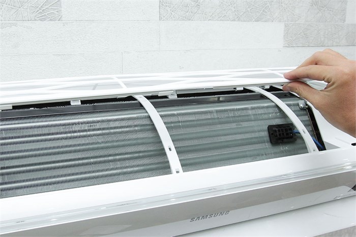 Máy lạnh Samsung Inverter 1.5 HP AR12JVFSBWKNSV Màu Trắng