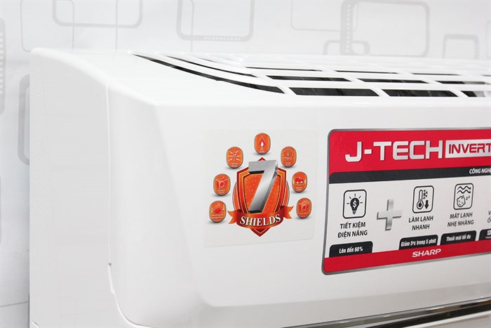 Máy lạnh Sharp Inverter 1 HP AH-X9SEW Màu Trắng