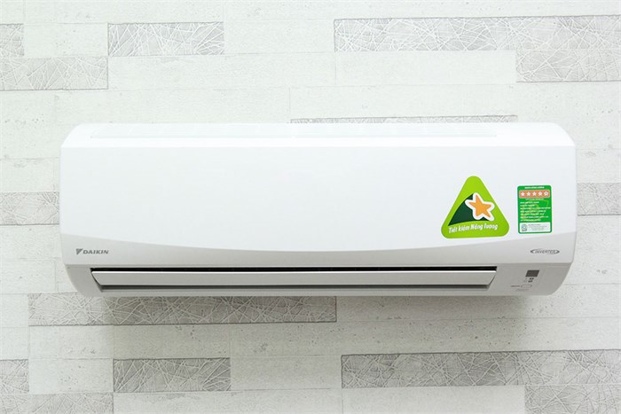 Máy lạnh Daikin Inverter 1 HP FTKC25PVMV