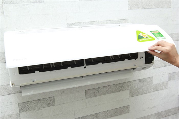 Máy lạnh Daikin Inverter 1 HP FTKC25PVMV
