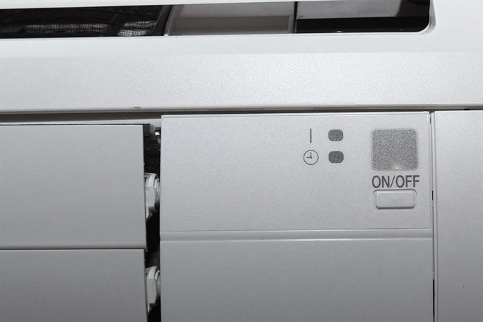 Máy lạnh Daikin 2.5 HP FTNE60MV1V Màu Trắng