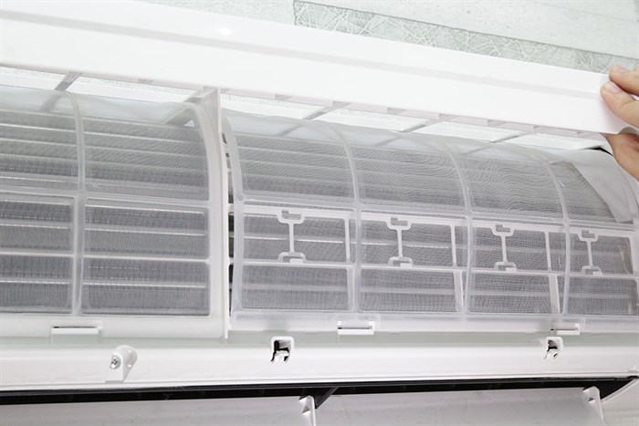 Máy lạnh Toshiba Inverter 2 HP RAS-H18G2KCV-V Màu Trắng