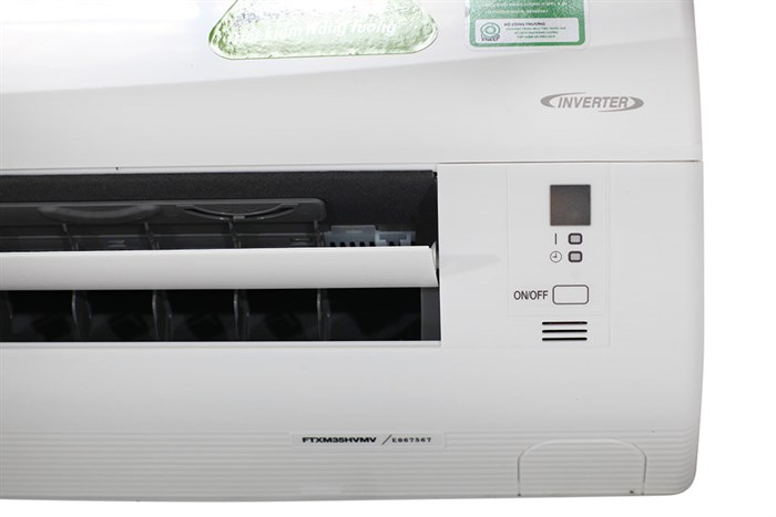 Điều hòa 2 chiều Daikin Inverter 1.5 HP FTXM35HVMV Màu Trắng