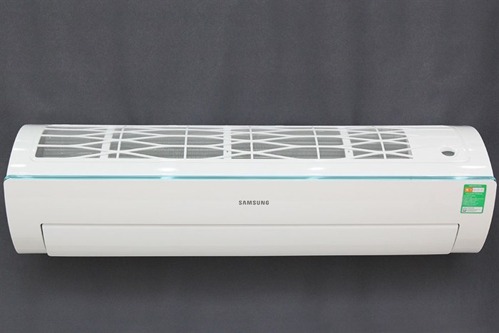 Máy lạnh Samsung 2.5 HP AR24KCFSSURNSV Màu Trắng