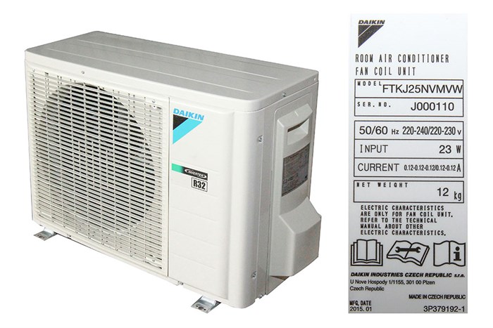 Điều hòa Daikin Inverter 8500 BTU FTKJ25NVMVW
