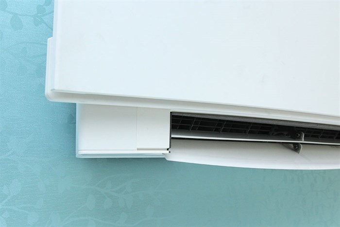 Điều hòa Daikin Inverter 8500 BTU FTKJ25NVMVW